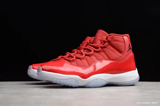 Rep LUCY Red RetroGym Air 378037-623 Jordan 11 0530